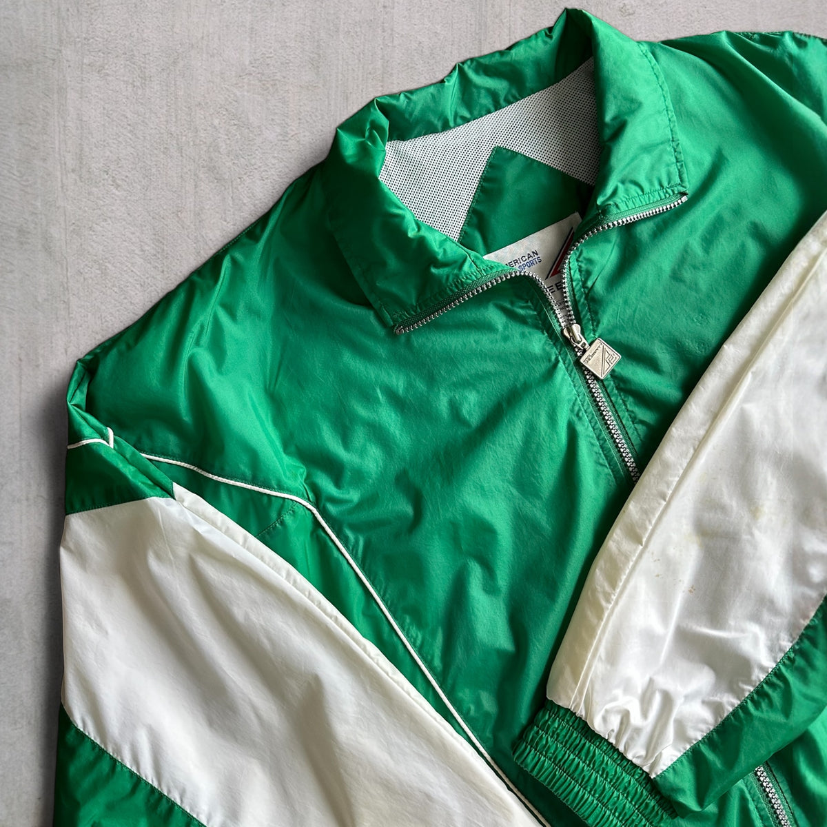 Vintage Green Band Windbreaker - L